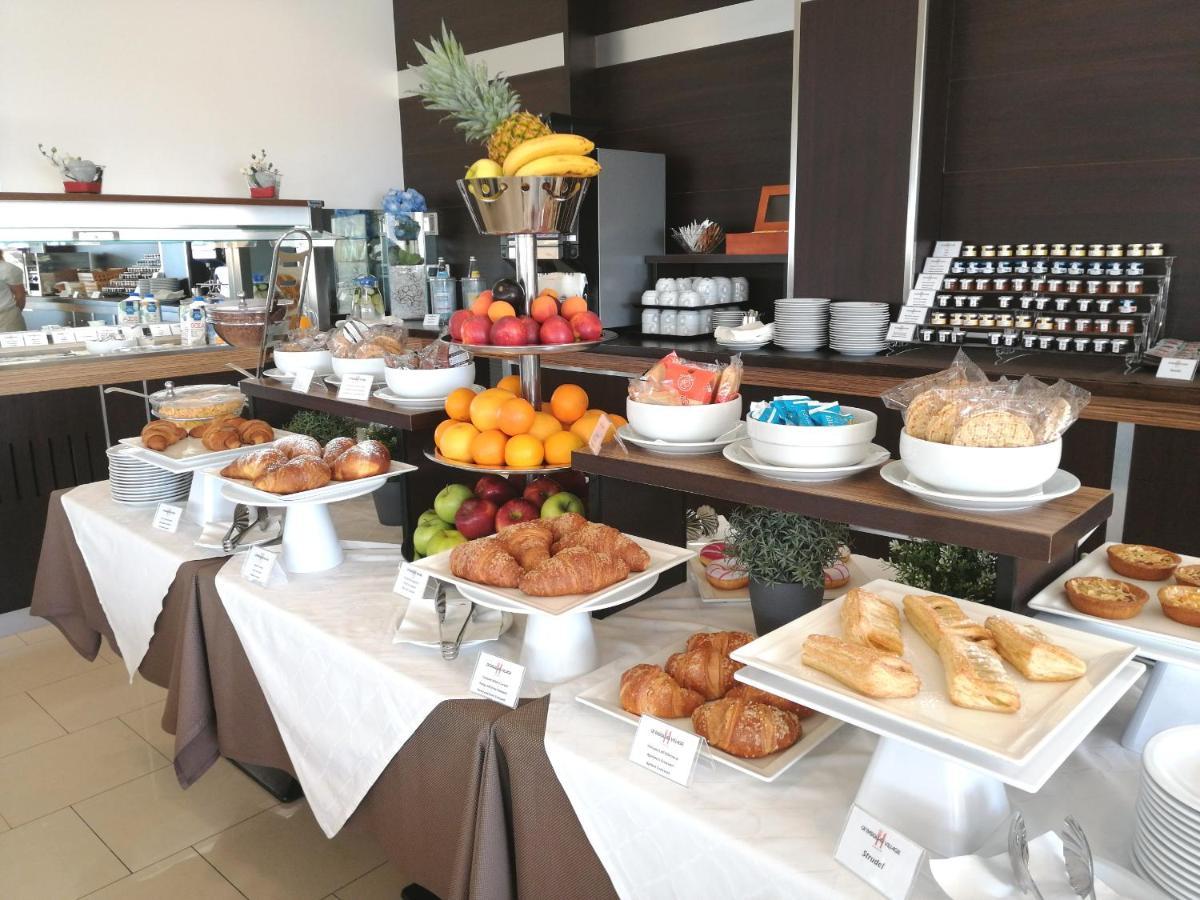 Ca' Pasquali Village Resort 5*