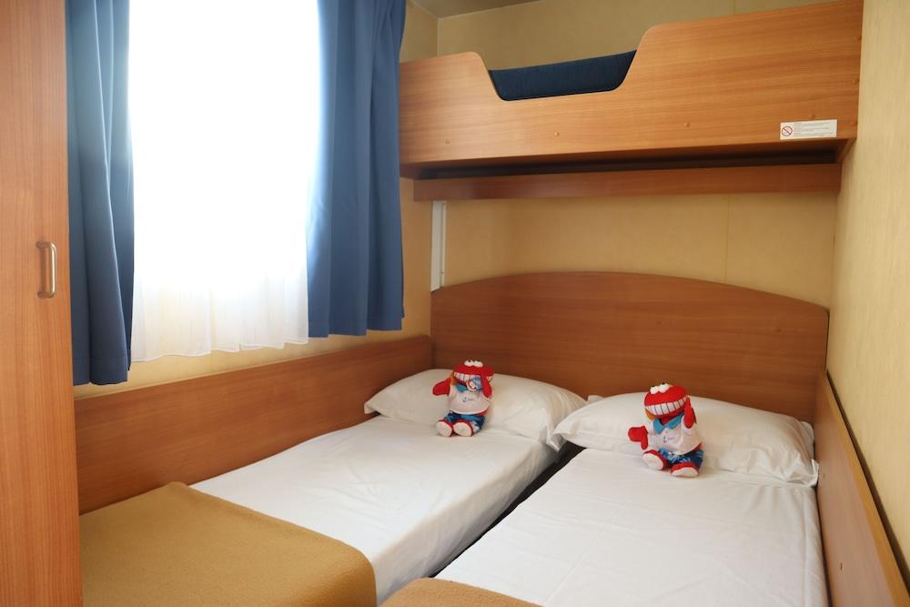 Ca' Pasquali Village 5*